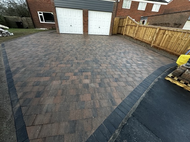 /images/services/landscaping17.jpeg