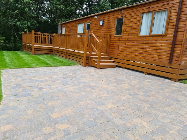 /images/services/landscaping24.jpeg