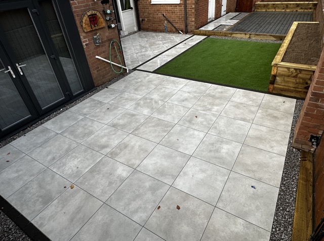 /images/services/landscaping6.jpeg